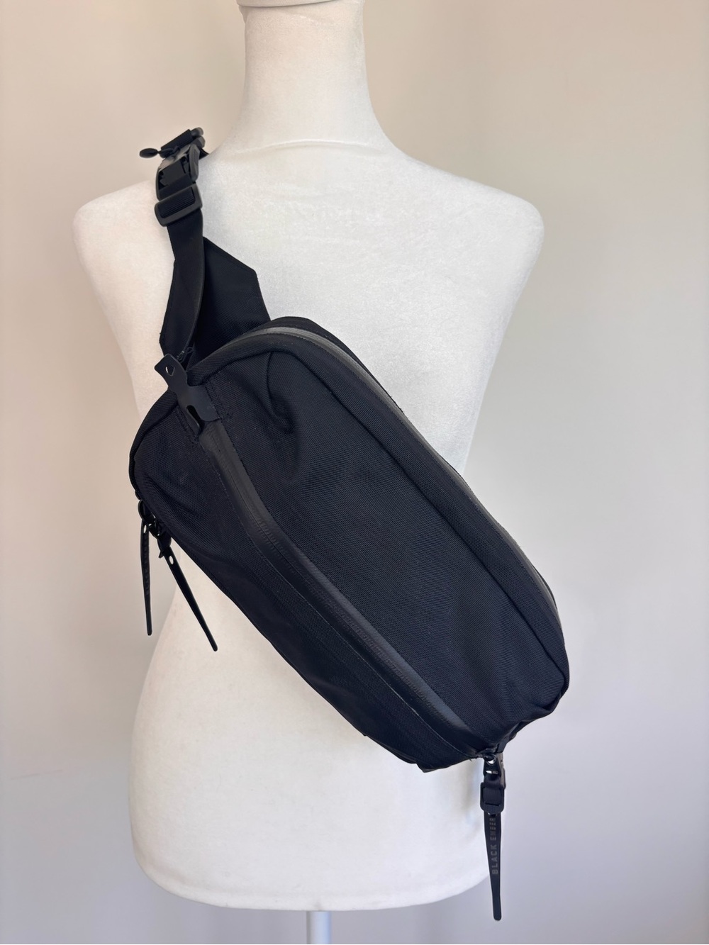 Black Ember Grip Sling Bag